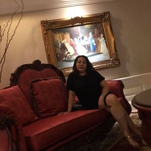 Meet your Posher, Huong